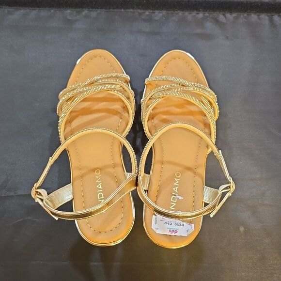 BRAND NEW ANDIAMO MULTI-STRAP RHINESTONE EMBELLISHMENTS OPEN-TOE WEDGE SANDAL - Picture 5 of 12